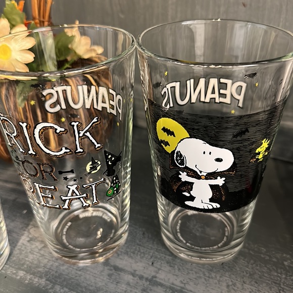 Peanuts Halloween Glass Cups Set - Picture 3 of 7